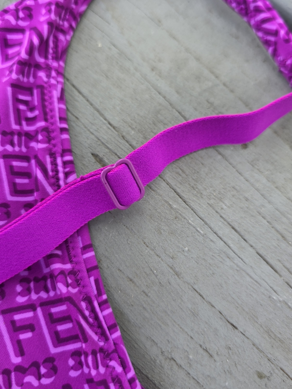 Fendi x SKIMS Skimpy Scoop Bralette. 3x. Fuchsia. - Picture 5 of 8
